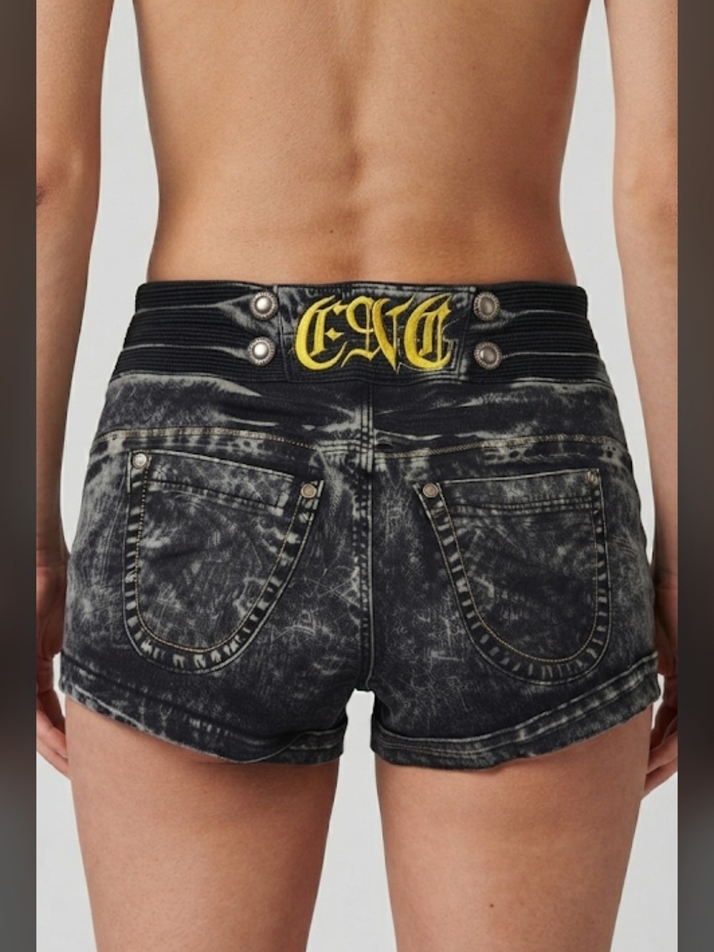 Y2K Encore Jeans  Black Acid-Wash High-Rise Shorts with Gold Buttons /Waist 14"